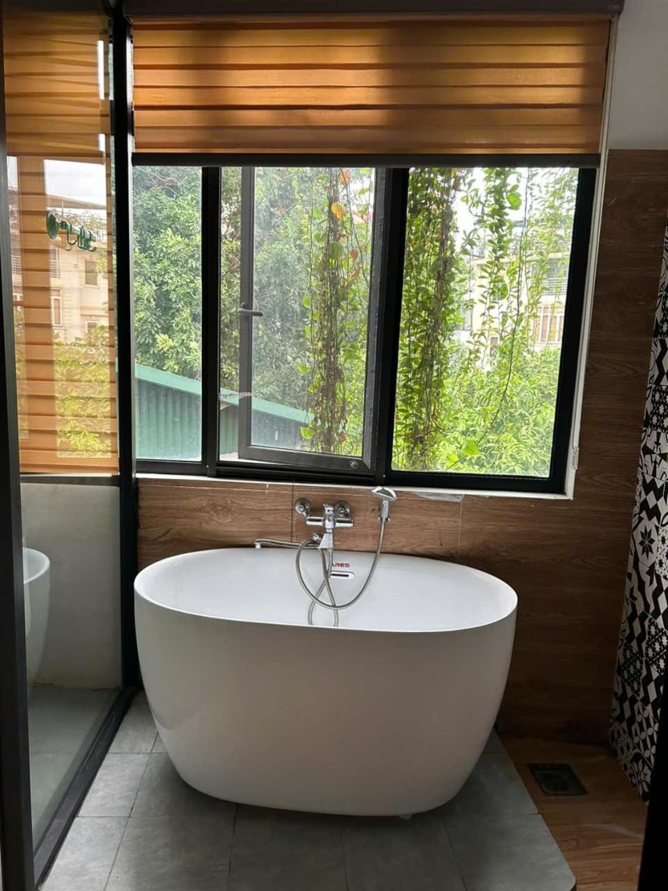 Entire Cosy Apartments May Homestay Ханой Екстериор снимка