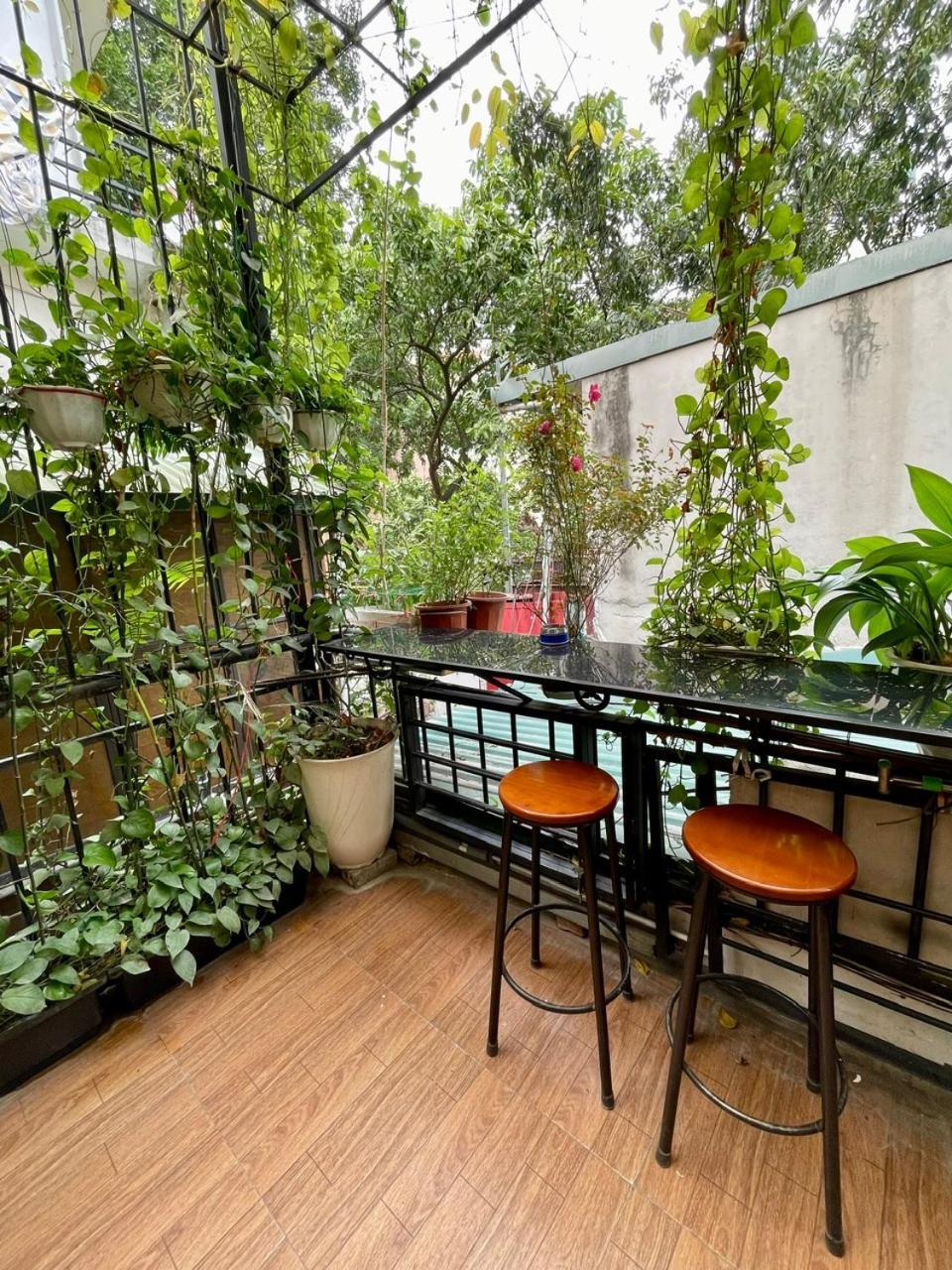 Entire Cosy Apartments May Homestay Ханой Екстериор снимка